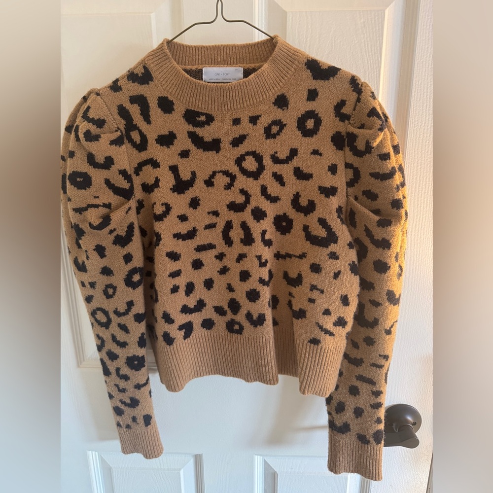 Chic Tan Leopard Print Sweater
